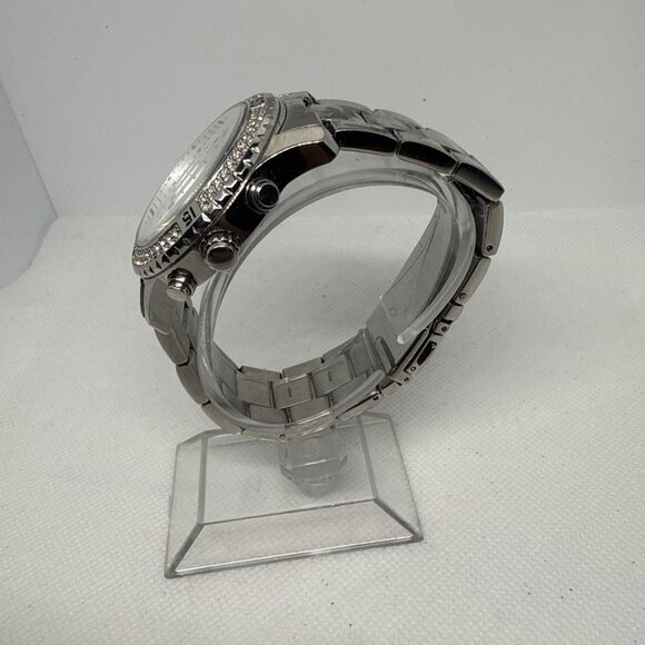 GUESS U0851L1 Women's Sporty 36mm Quartz Silver Crystal Bezel Steel Bracelet - Picture 3 of 16